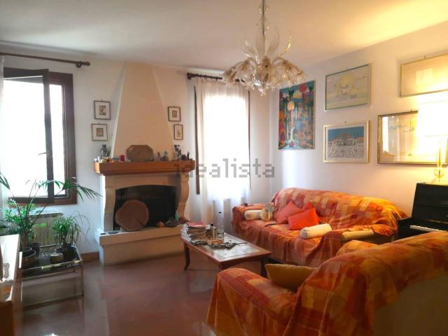 Appartamento in vendita di 141 m²