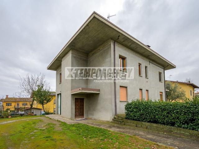 Appartamento in vendita di 141 m² in Via Coscogno