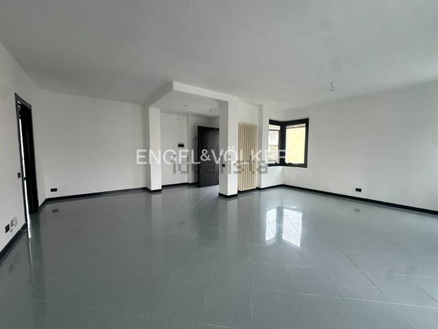 Appartamento in vendita di 141 m² in Via Avezzano, 6