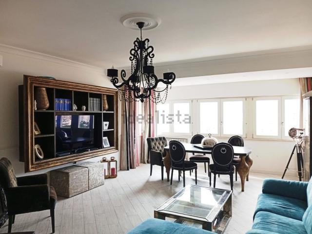 Appartamento in vendita di 141 m² in Via Biagio Petrocelli