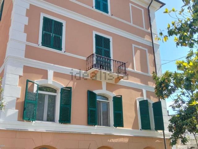 Appartamento in vendita di 141 m² in Via Buonviaggio, 37