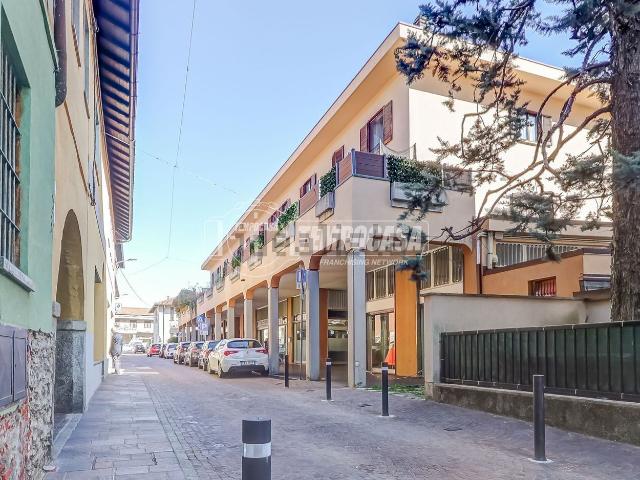 Appartamento in vendita di 141 m² in Via Giuseppe Garibaldi, 53