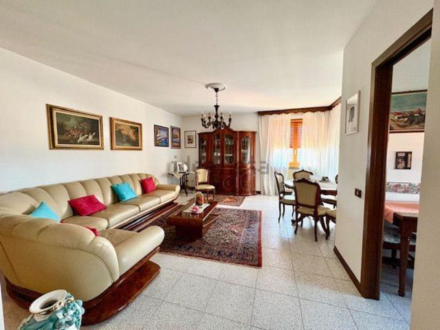 Appartamento in vendita di 141 m² in Via Giacomo Brodolini, 24