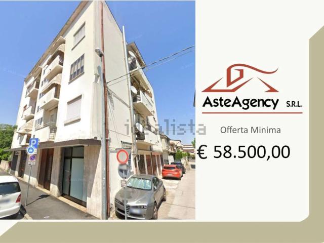 Appartamento in vendita di 141 m² in Via Don Giovanni Minzoni, 63