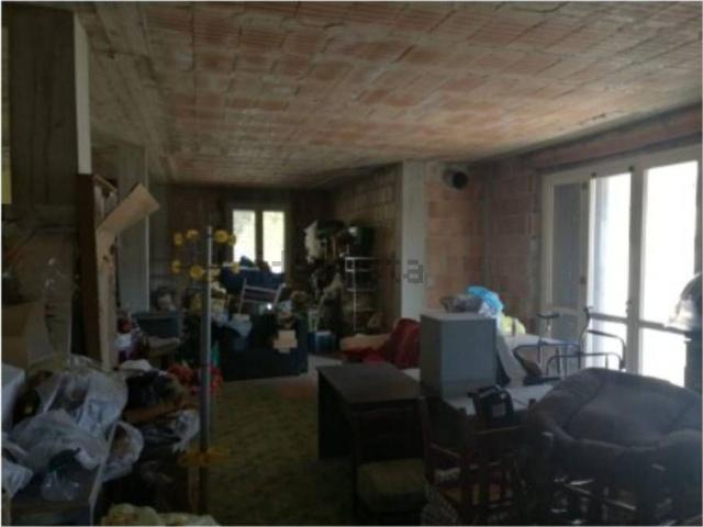 Appartamento in vendita di 141 m² in Via dei Tigli, 11