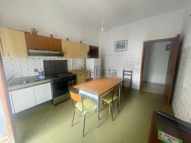 Appartamento in vendita di 141 m² in Via della Libertà