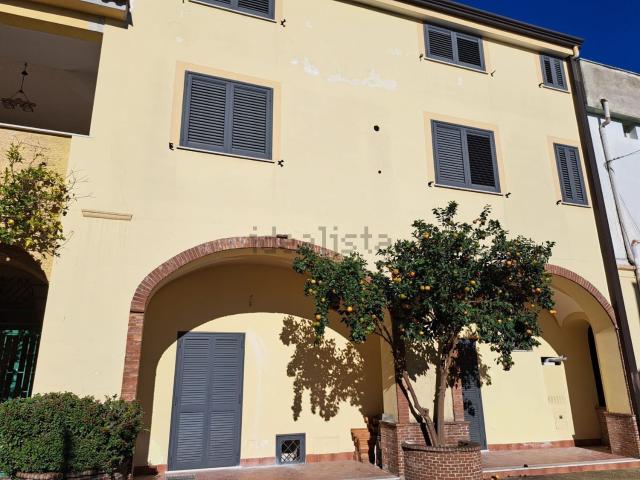 Appartamento in vendita di 141 m² in Via Francesco Rao