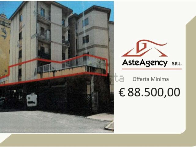 Appartamento in vendita di 141 m² in Via Orlando Vittorio Emanuele, 59