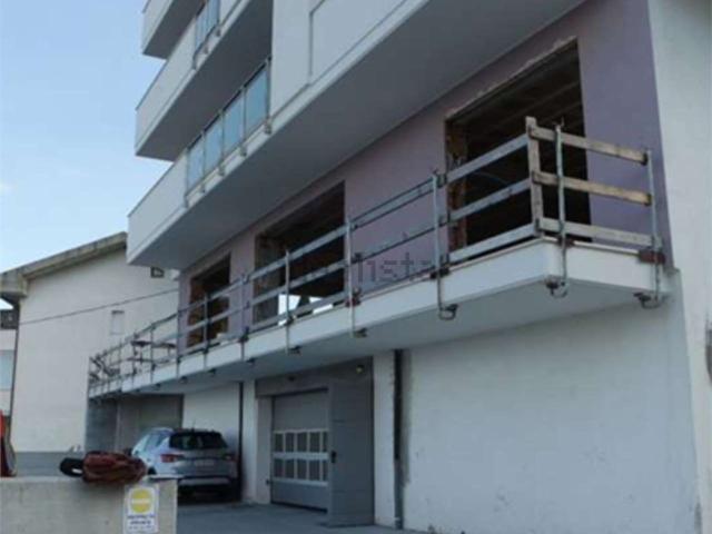 Appartamento in vendita di 141 m² in Via Martiri Ungheresi, 18