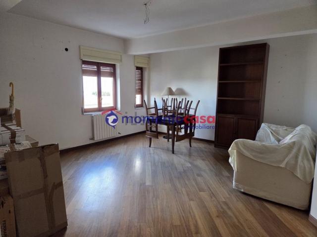Appartamento in vendita di 141 m² in Via Nazionale Pentimele, 112