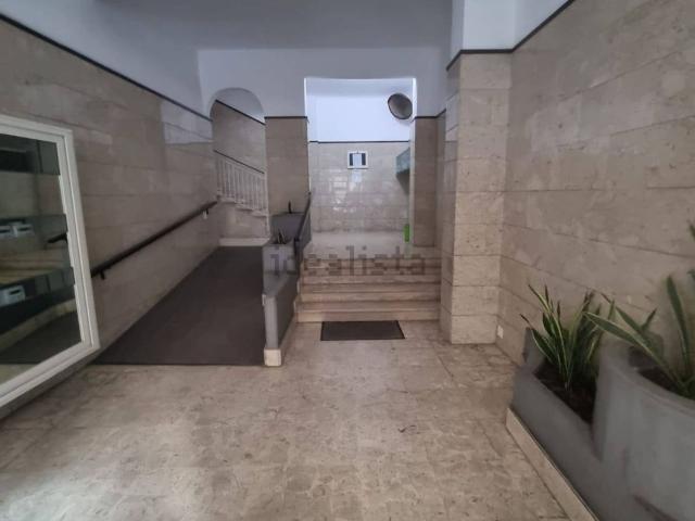 Appartamento in vendita di 190 m² in Via Salento, 59