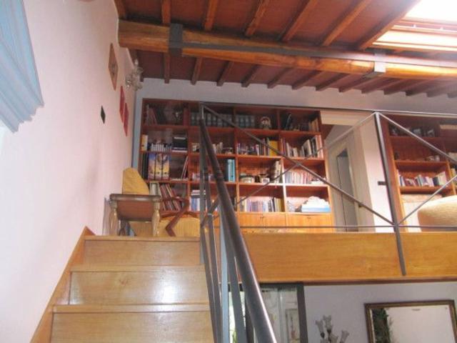 Appartamento in vendita di 141 m² in Via San Zanobi, 72