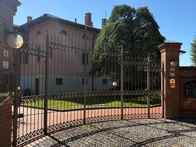 Appartamento in vendita di 141 m² in Via San Zenone