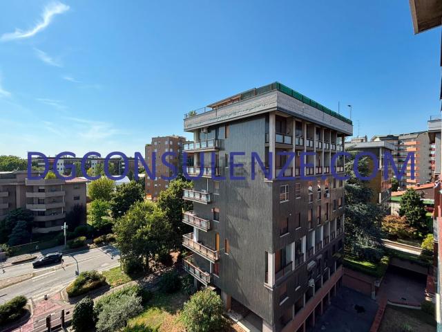 Appartamento in vendita di 141 m² in Via Rodolfo Morandi, 21