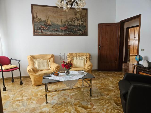 Appartamento in vendita di 141 m² in Via Renato Murri