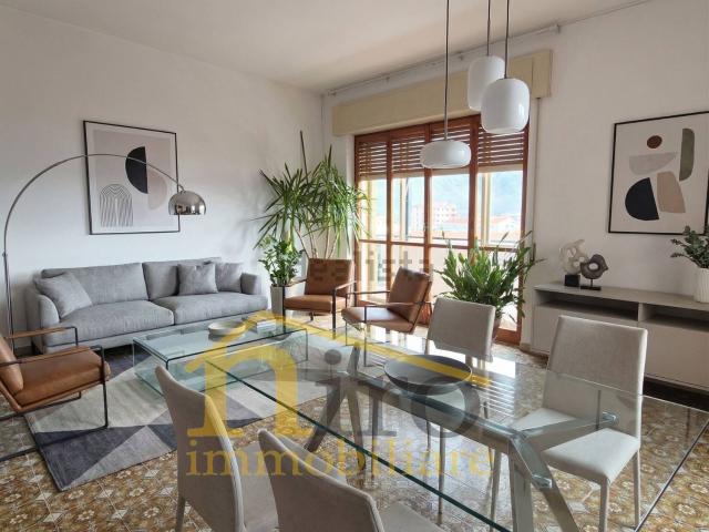 Appartamento in vendita di 141 m² in Viale Sant&apos Antonio, 20