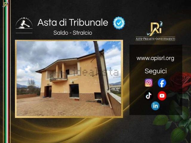 Appartamento in vendita di 141 m² in Corso 25 Archi