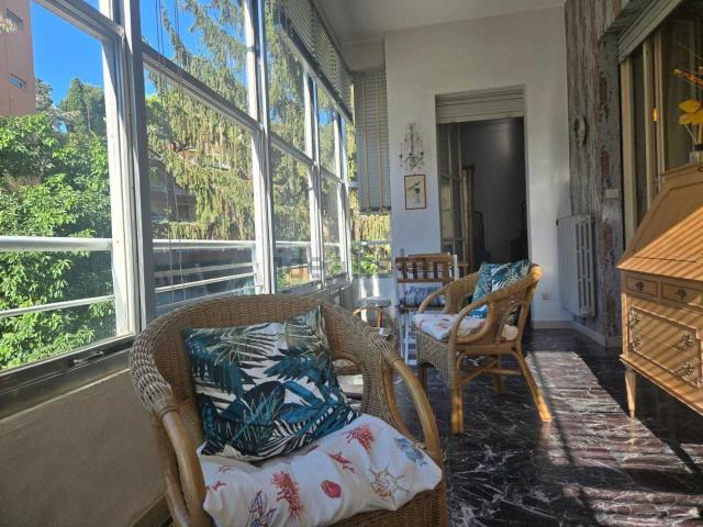 Appartamento in vendita di 141 m² in Corso degli Inglesi, 700