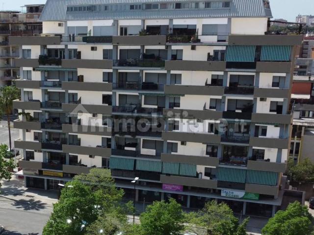 Appartamento in vendita di 141 m² in Piazza Aldo Moro, 59