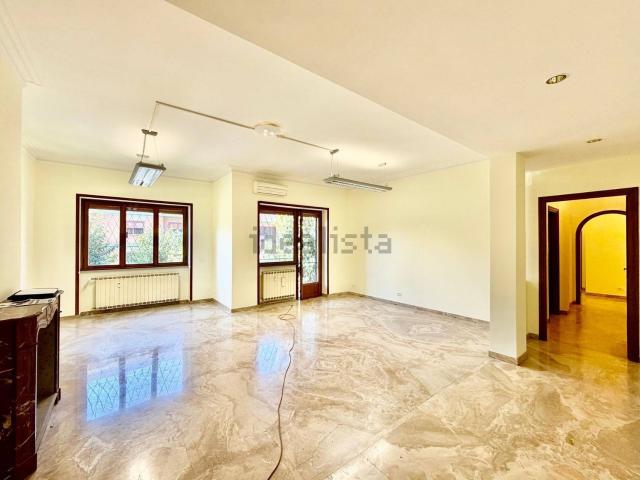 Appartamento in vendita di 142 m²