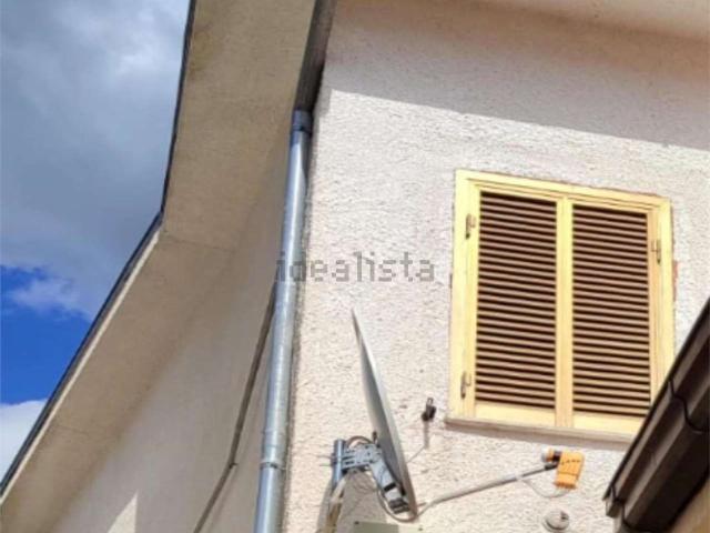 Appartamento in vendita di 142 m² in Via Colle, 38