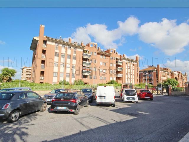 Appartamento in vendita di 142 m² in Via Carlo Muscetta, 38