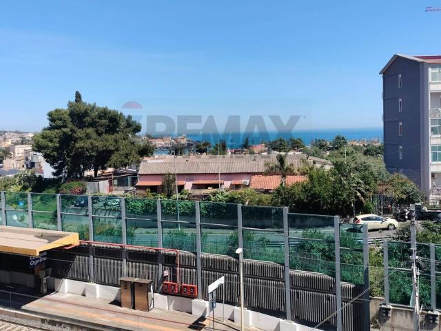 Appartamento in vendita di 142 m² in Via Antonio Prestinenza, 12