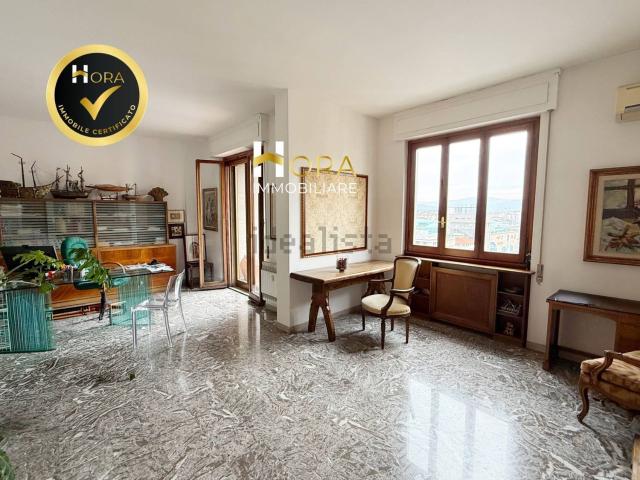 Appartamento in vendita di 142 m² in Via Antonio Stradivari, 8