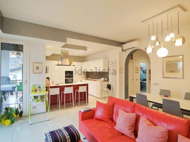 Appartamento in vendita di 142 m² in Via Giovanni Marradi