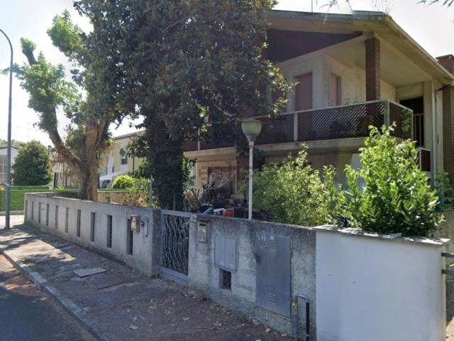 Appartamento in vendita di 142 m² in Via Giovanni XXIII, 6
