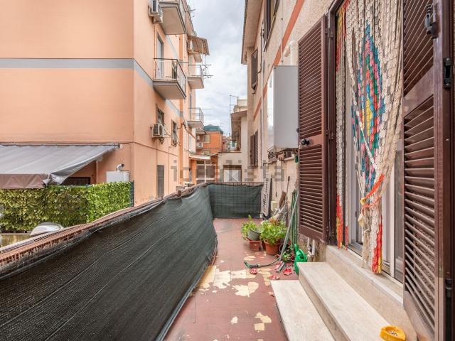 Appartamento in vendita di 142 m² in Via Guidonia