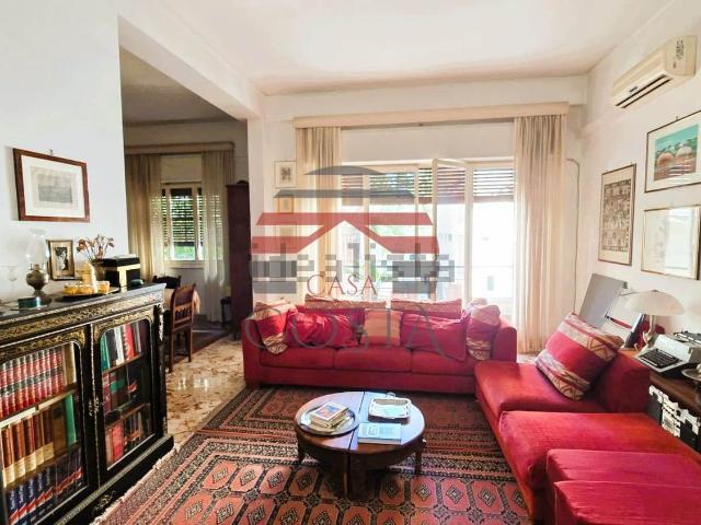 Appartamento in vendita di 142 m² in Via della Libertà, 163