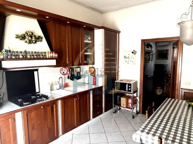 Appartamento in vendita di 142 m² in Via Faentina