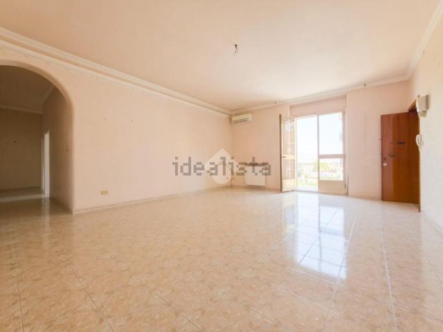 Appartamento in vendita di 142 m² in Via Hermada, 5