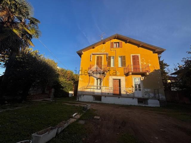 Appartamento in vendita di 142 m² in Via Isonzo, 3