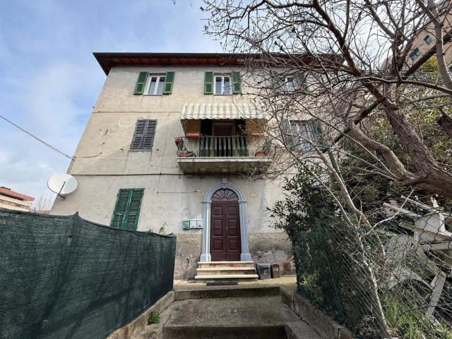Appartamento in vendita di 142 m² in Via Luigi Luzzatti, 2