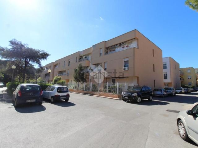 Appartamento in vendita di 142 m² in Via Luigi Vanvitelli, 36