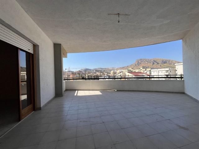 Appartamento in vendita di 142 m² in Via Monaco I, 9
