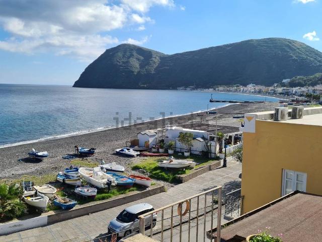 Appartamento in vendita di 142 m² in Via Marina Garibaldi, 175