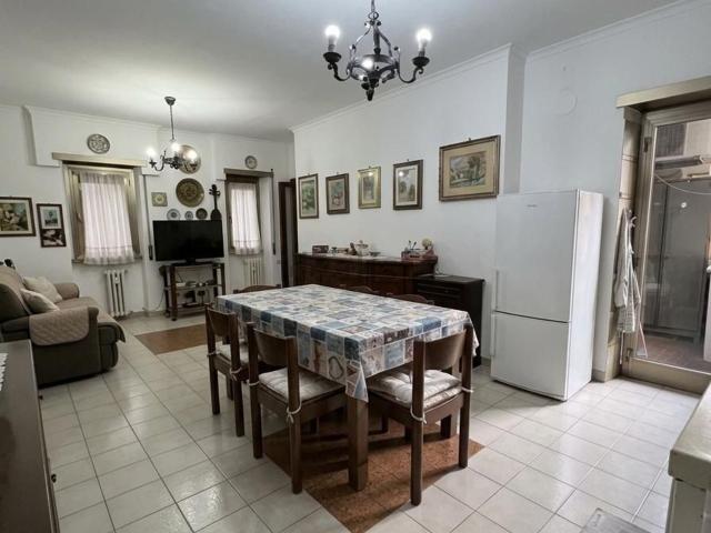 Appartamento in vendita di 142 m² in Via Mario Fioretti