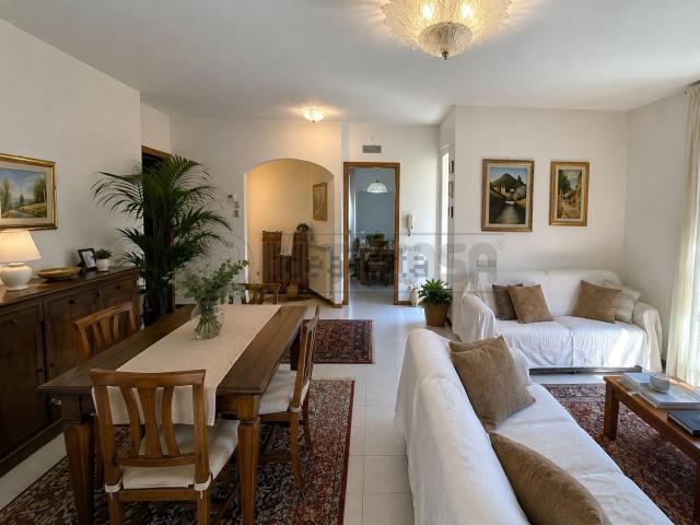 Appartamento in vendita di 142 m² in Via San Giuseppe Vecchio, 220