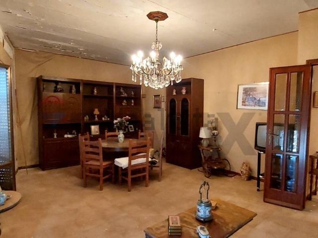 Appartamento in vendita di 142 m² in Via San Vincenzo de&apos  Paoli, 45