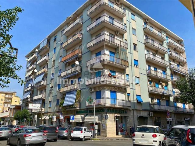 Appartamento in vendita di 142 m² in Via Silvio Sesti, 58