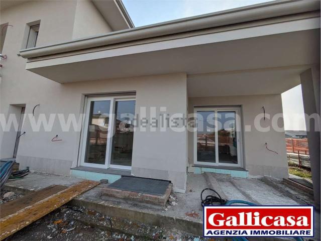 Appartamento in vendita di 142 m² in Via Papa Paolo Giovanni II