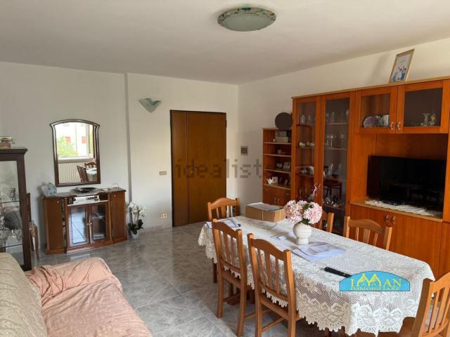 Appartamento in vendita di 142 m² in Via Pasquale Gatti