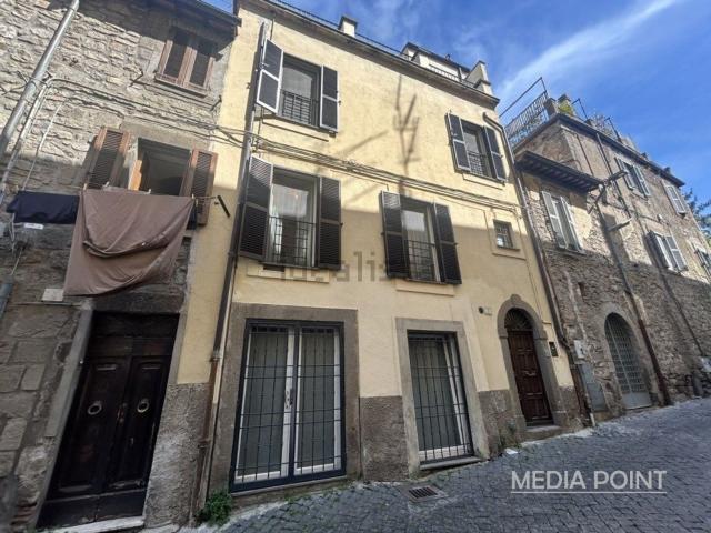 Appartamento in vendita di 142 m² in Via Traversa