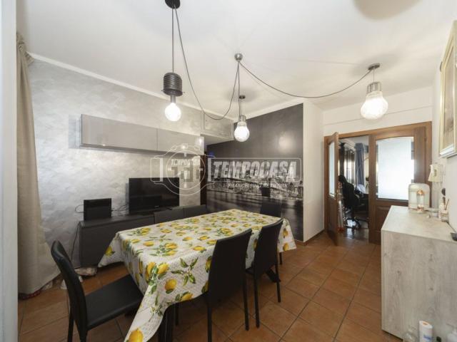 Appartamento in vendita di 142 m² in Via XX Settembre, 124