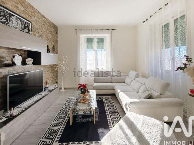 Appartamento in vendita di 142 m² in Viale Trento, 166