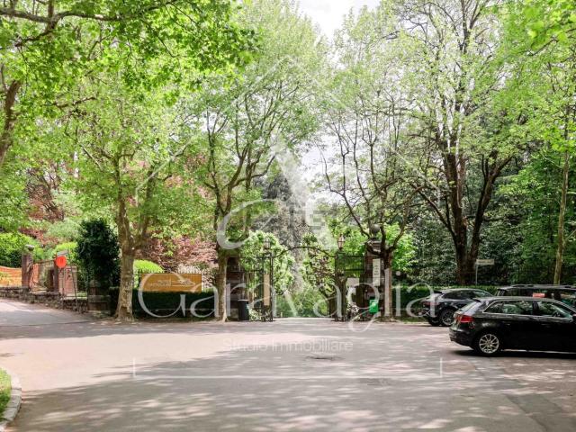 Appartamento in vendita di 142 m² in Viale Giovan Battista Vico, 27