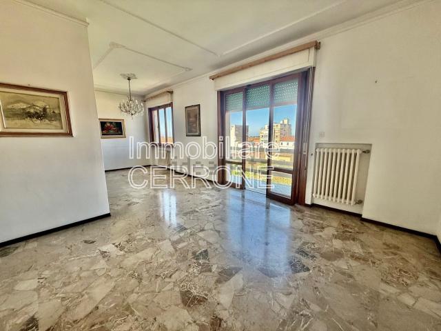 Appartamento in vendita di 142 m² in Corso Giacomo Matteotti